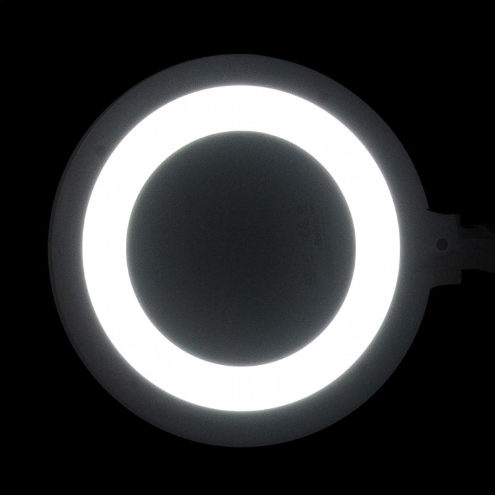 Lampa lupa Elegante 6031 60 led smd 3d ze statywem reg. natężenie światła